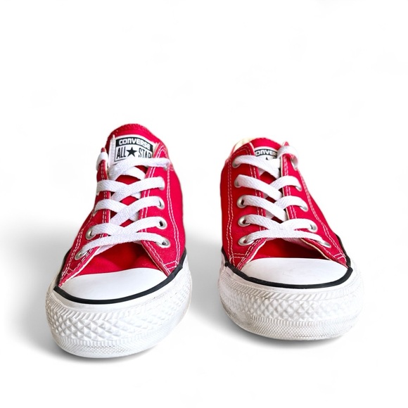 Converse All Star Chuck Taylor Low Red White Sneaker Shoes Womens Size US 6 - Picture 2 of 12